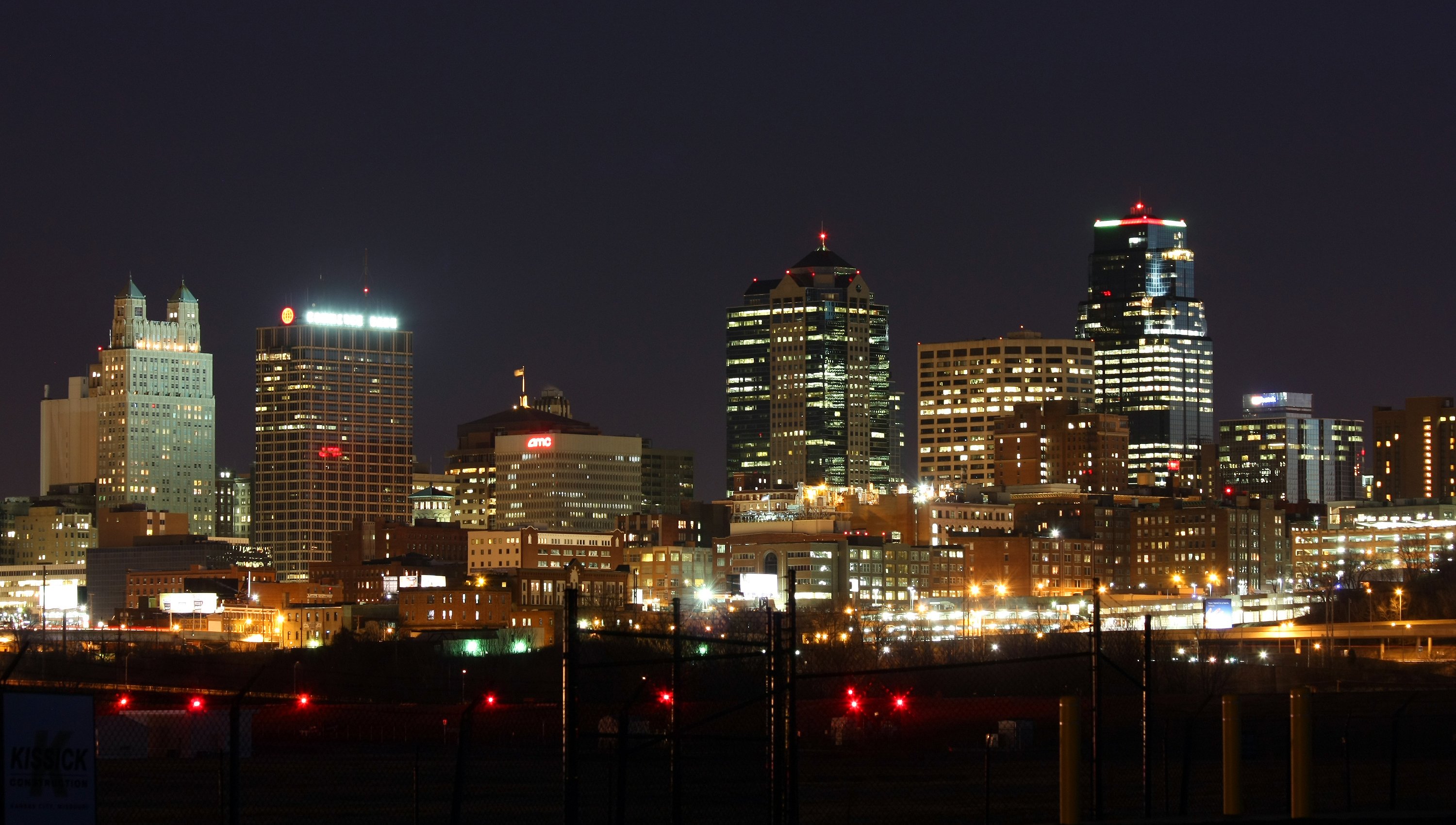 ADC Kansas_City,_MO_skyline_at_night banner